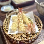 蕎麦処 みかわ - 上海老2尾・イカ・野菜3品