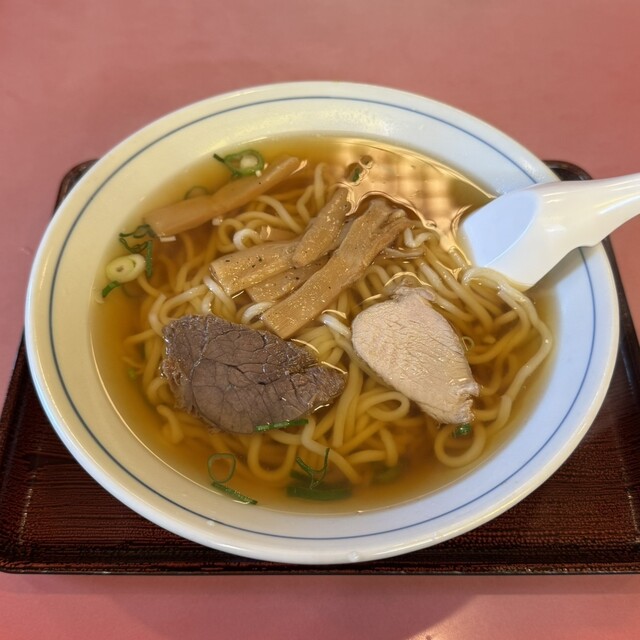 新来軒 - 長井（食堂）の写真