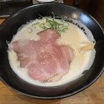 一杯のかけや - 泡鶏白湯濃厚中華そば
