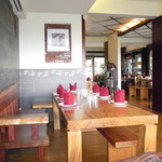 紅木屋休閒茶坊 - 綺麗なカフェです。