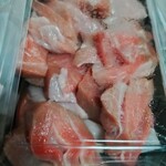 はじめ鮮魚店 - 築地場外で中トロを購入