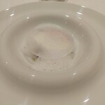 La Vallee d'Or - クリームチーズのムース、ブルーベリー、タイムの泡