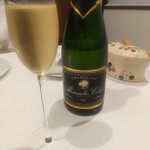 La Vallee d'Or - シャンパン