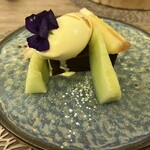 シクラメンテ - チョコケーキと桃アイス　メロン桃添え