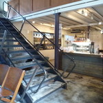 MORIHICO ROASTING&COFFEE - 2階への階段