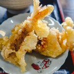 ヨコクラうどん - ゲソ天