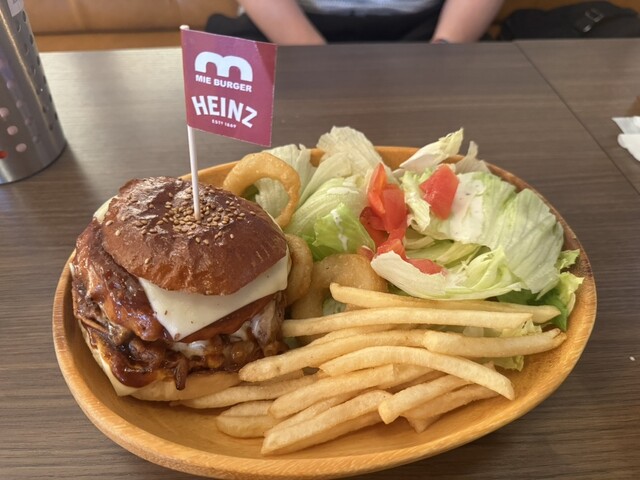 ハンバーガー Gravy Burger｜食べる｜みえけんなび