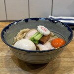 だしと麺 遊泳 - ■油そば（味玉） 出汁スープ付き ￥1.250