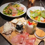 和牛をクラフトビールでたしなむ ミートマフィア 船橋南口店 - 