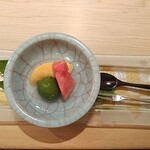 日本料理 おやま - デザート　梅の蜜煮が甘すぎず、旨みがあり、美味しかったです。