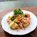 Hachihare - 車海老とズッキーニのマヨ和え