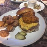 OVERWHELM HAMBURGER & BAR STAND - 