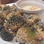 OVERWHELM HAMBURGER & BAR STAND - 