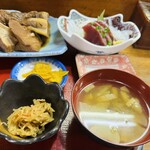 海鮮料理の店　岩沢 - セットのこばち・味噌汁  2025/2/17