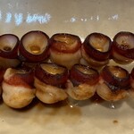 あじふらい てしお - たこの吸盤の串焼き