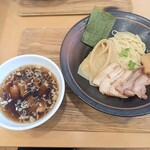 麺道 ひとひら - 特製淡麗醤油つけ麺