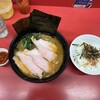 ラーメン 杉田家 本店