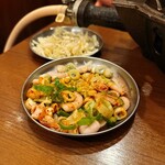 元祖台湾もつ鍋仁 栄店 - コブクロ