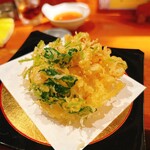 串天力一 - とうもろこしと三つ葉のかき揚げ