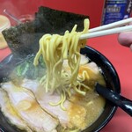 ラーメン 杉田家 - 酒井製麺リフトアップ！