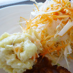 ナチュラル・ココ - 2014.09_マクロビ風ココプレート(1008円)キャベツとポテトのサラダ