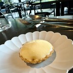 306581495 - NOTO 高農園 フラン
                        中に黄身が入っています