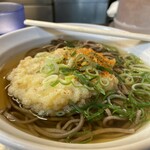 立喰うどん・そば　大和庵 - 七味かけていただきます