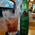 ムースヒルズバーガー - ウィルキンソンジンジャエール辛口