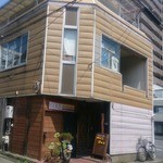 ビルキス - 建物の1階です♪