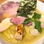 ジャパニーズ ラーメン 五感 - 