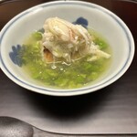 徳ㇵ本也 - うすい豆の餡かけ　きりたんぽ、間人蟹、生姜