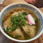 富田屋 - きつねうどん　380円  お昼は2人で3,000円 大阪・関西万博と大違い（笑）