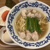 博多醤油ラーメン 月や 博多デイトス店
