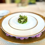 SALONE TOKYO - （貝と夏野菜のインサラータディリーゾ）サザエ､ホタテ､つぶ貝とカルナローリ､セルバチコ､インゲン等の夏野菜