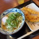 丸亀製麺 - 釜玉うどん  えび天･かぼちゃ天