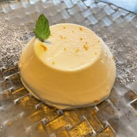 grigio la tavola - 