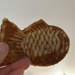 たいやき むらさきや - 綺麗な形です