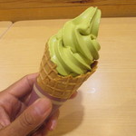 Tsukinohana Usagi - 抹茶ソフトクリーム　350円