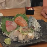 美味しい炭火焼き居酒屋 金魚 - お造り5種盛り