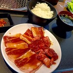 焼肉ぐりぐり家 焼山店 - ランチきた！