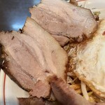 汁なし専門 男のLL - 煮豚アップです。