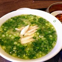 札幌菜 虎鯨 - よくばりランチセット（1500円）の白湯麺