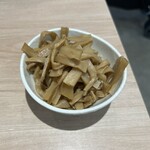 ラーメン 郷 - めんまも美味しい