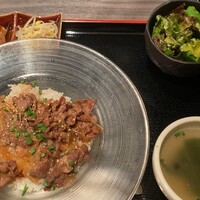 焼肉GROW - 