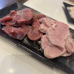 ホルモン家族 かつら - 砂肝とチチカブ