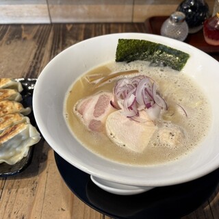 らーめん 二代目 吉田商店_0