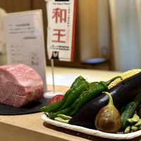 肉割烹ふたご 北新地店 - 
