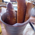 Le Départ Saint Michel - クロワッサンとフランスパン