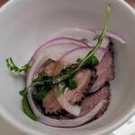 グラスコート - チャックテンダーのコールドビーフ