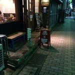 コロンビア - 外観。ちょっとノスタルジックな雰囲気